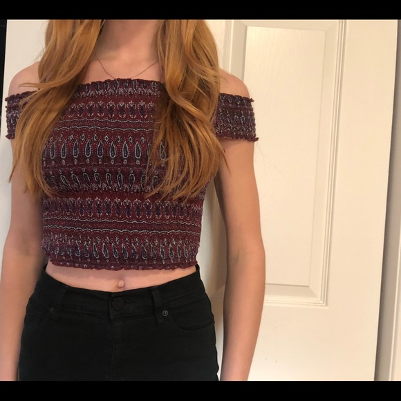 Boho Off-The-Shoulder Garage Crop Top - Picture 2 of 5